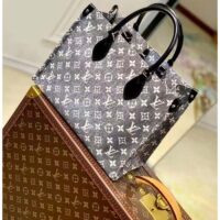 Louis Vuitton LV Women OnTheGo MM Tote Gray Denim Textile Jacquard (4)