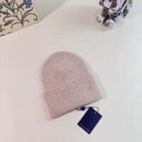 Louis Vuitton Unisex LV Ahead Beanie One Size Crème Beige Cashmere Enamel Initials (1)