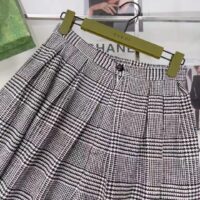 Gucci Women GG Prince Wales Check Pleated Skirt Black White Wool Button Closure (1)