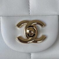 Chanel Women CC Small Flap Bag Grained Calfskin Gold Tone Metal White (6)