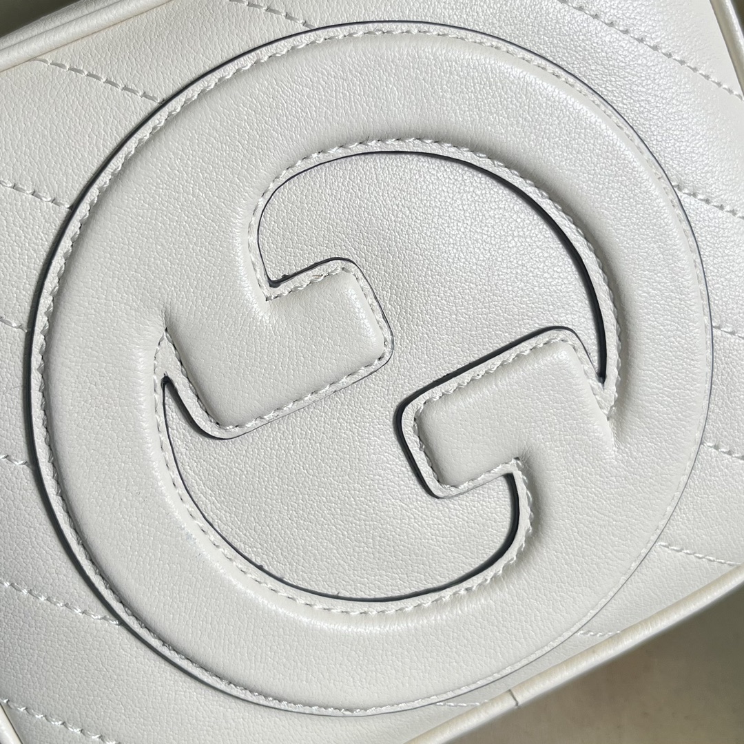 Gucci Women GG Blondie Top Handle Bag White Leather Round Interlocking G (9)