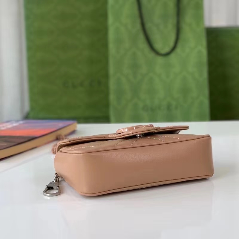 Gucci Women GG Marmont Matelassé Super Mini Bag Rose Beige Chevron Leather (8)