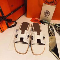 Hermes Women Oran Sandal in Box Calfskin with Iconic “H” Cut-Out-White (3)
