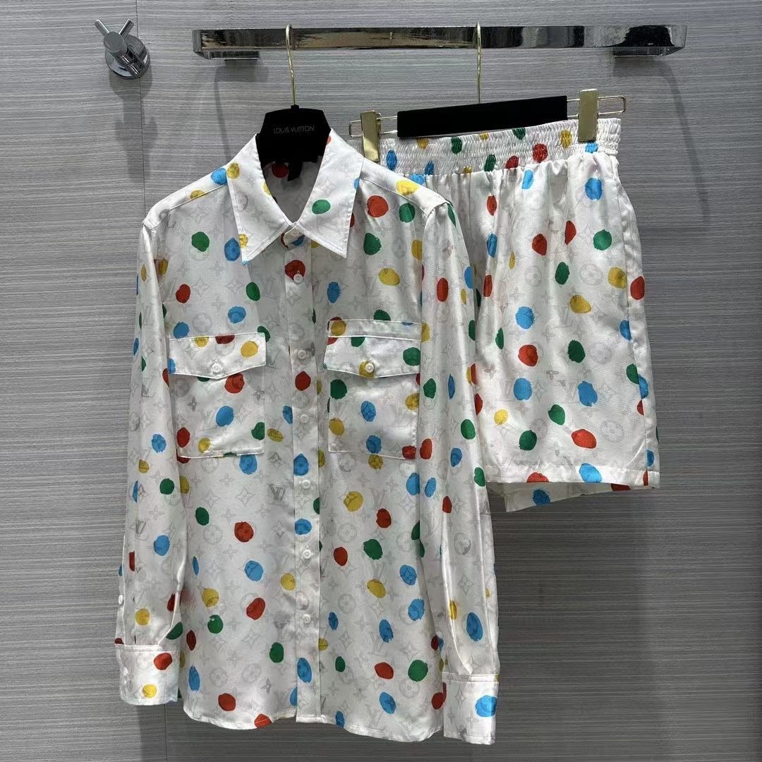Louis Vuitton Women LV x YK Painted Dots Masculine Shirt Silk White Regular Fit (2)