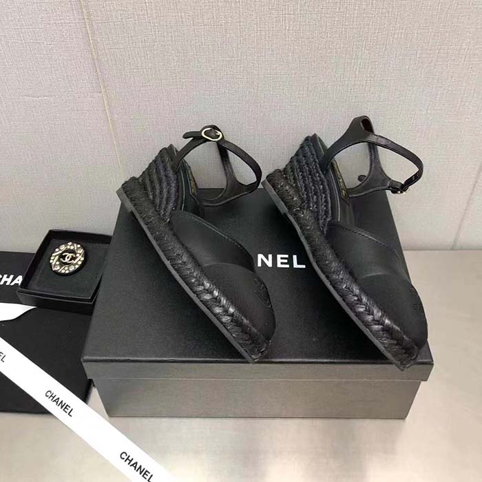 Chanel Women CC High Heel Sandal in Calfskin Leather-Black (5)