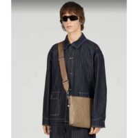Gucci Unisex Jumbo GG Medium Messenger Bag Taupe Leather Zip Closure (3)