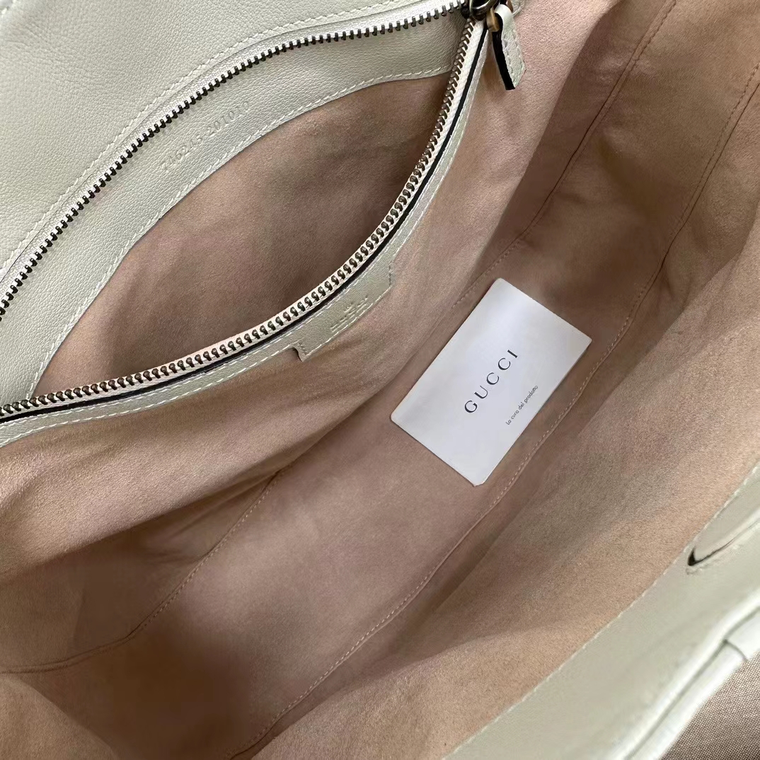 Gucci Women Diana Medium Shoulder Bag White Leather Double G (5)