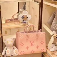 Louis Vuitton LV Women OnTheGo MM​ Gradient Pink Monogram Empreinte Embossed Cowhide Leather (3)