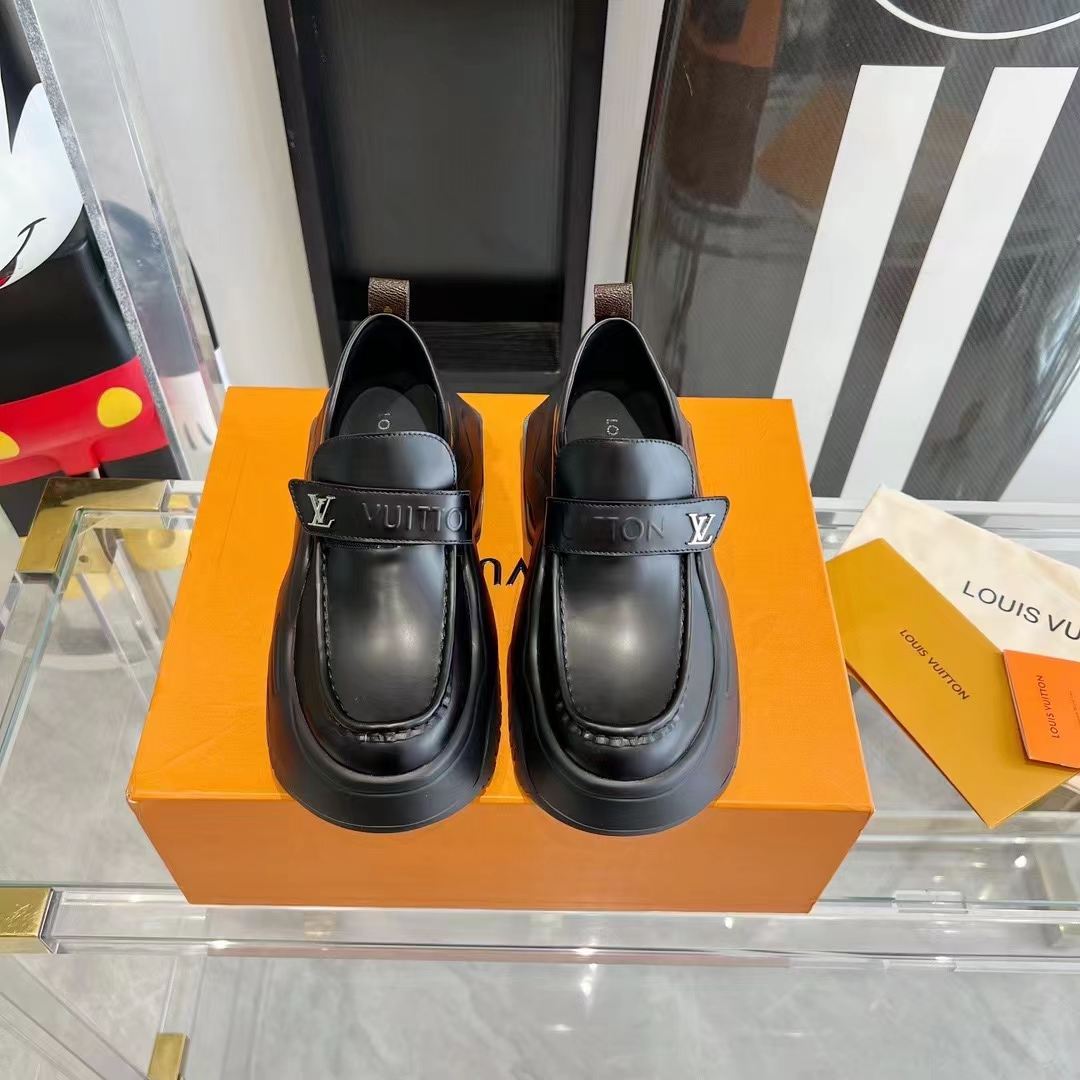 Louis Vuitton Unisex LV Archlight 2.0 Platform Loafer Black Glazed Calf Leather (10)