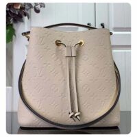 Louis Vuitton Women NeoNoé MM Bucket Bag Crème Beige Embossed Grained Cowhide Leather (6)