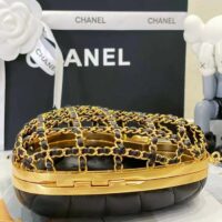 Chanel Women CC Heart Minaudiere Lambskin Gold-Tone Metal Black (6)