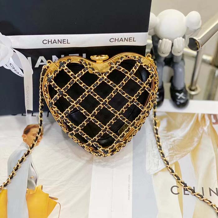 Chanel Women CC Heart Minaudiere Lambskin Gold-Tone Metal Black (7)