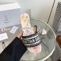 Dior Women CD Dway Slide Powder Pink Multicolor Embroidered Cotton Petites Fleurs (4)