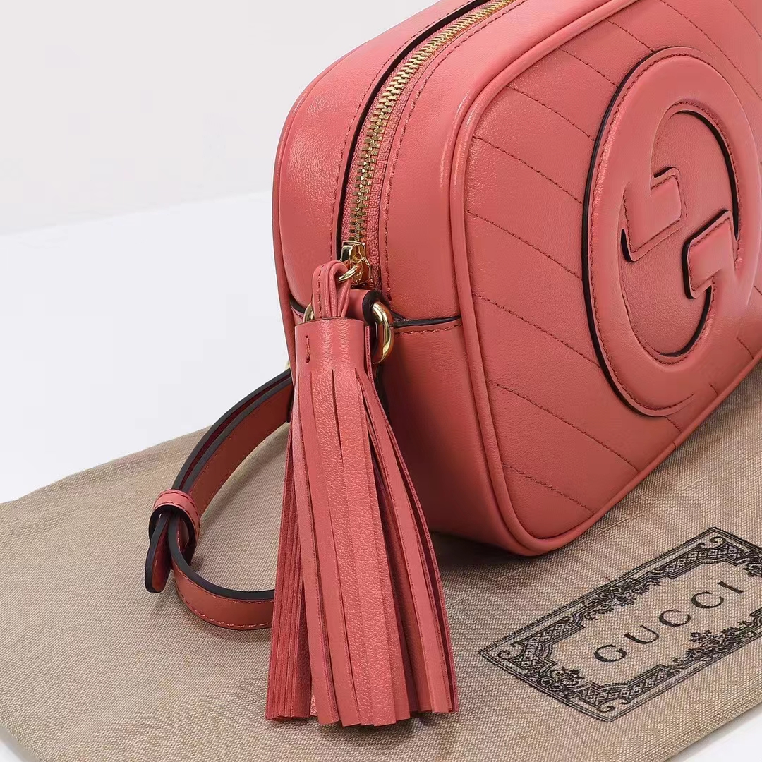 Gucci Women GG Blondie Small Shoulder Bag Pink Leather Zipper Closure (12)