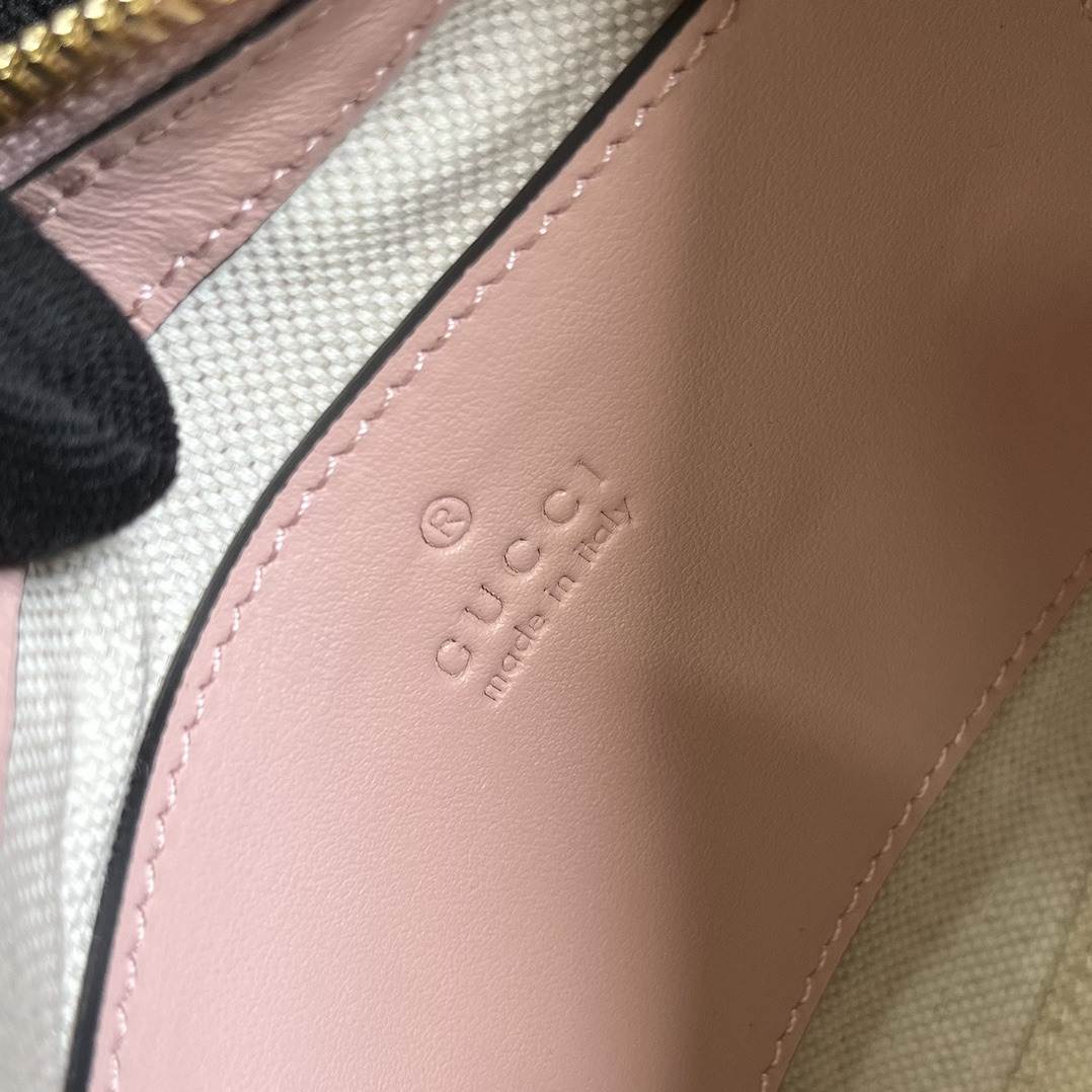 Gucci Women GG Matelassé Mini Bag Light Pink GG Matelassé Leather Double G (9)