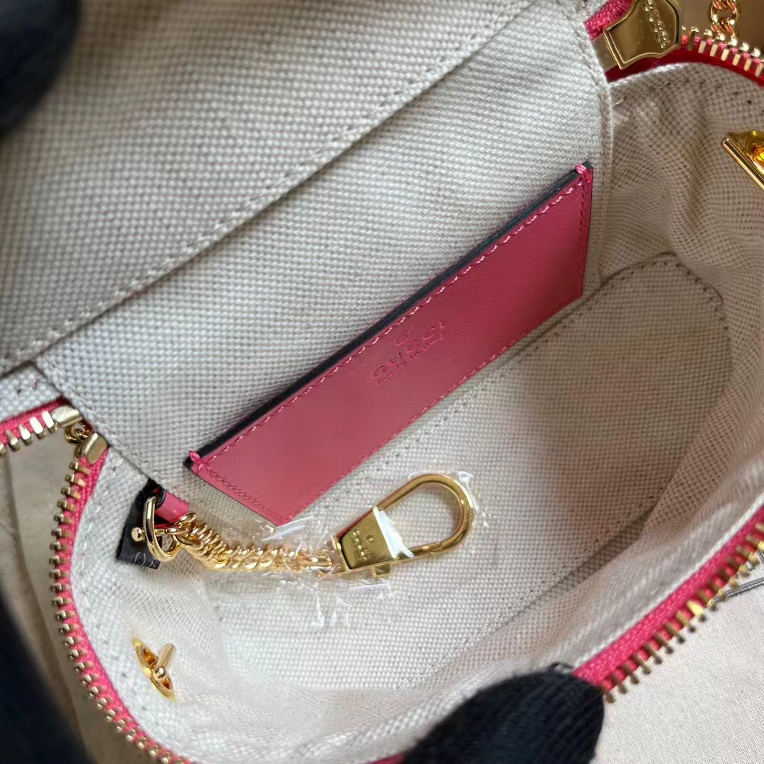 Gucci Women GG Matelassé Top Handle Mini Bag Pink Leather Double G (11)