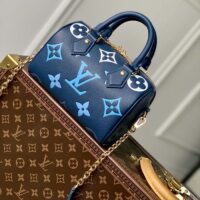 Louis Vuitton LV Women Seedy Bandoulière 20 Dégradé Blue Embossed Supple Cowhide Leather (1)