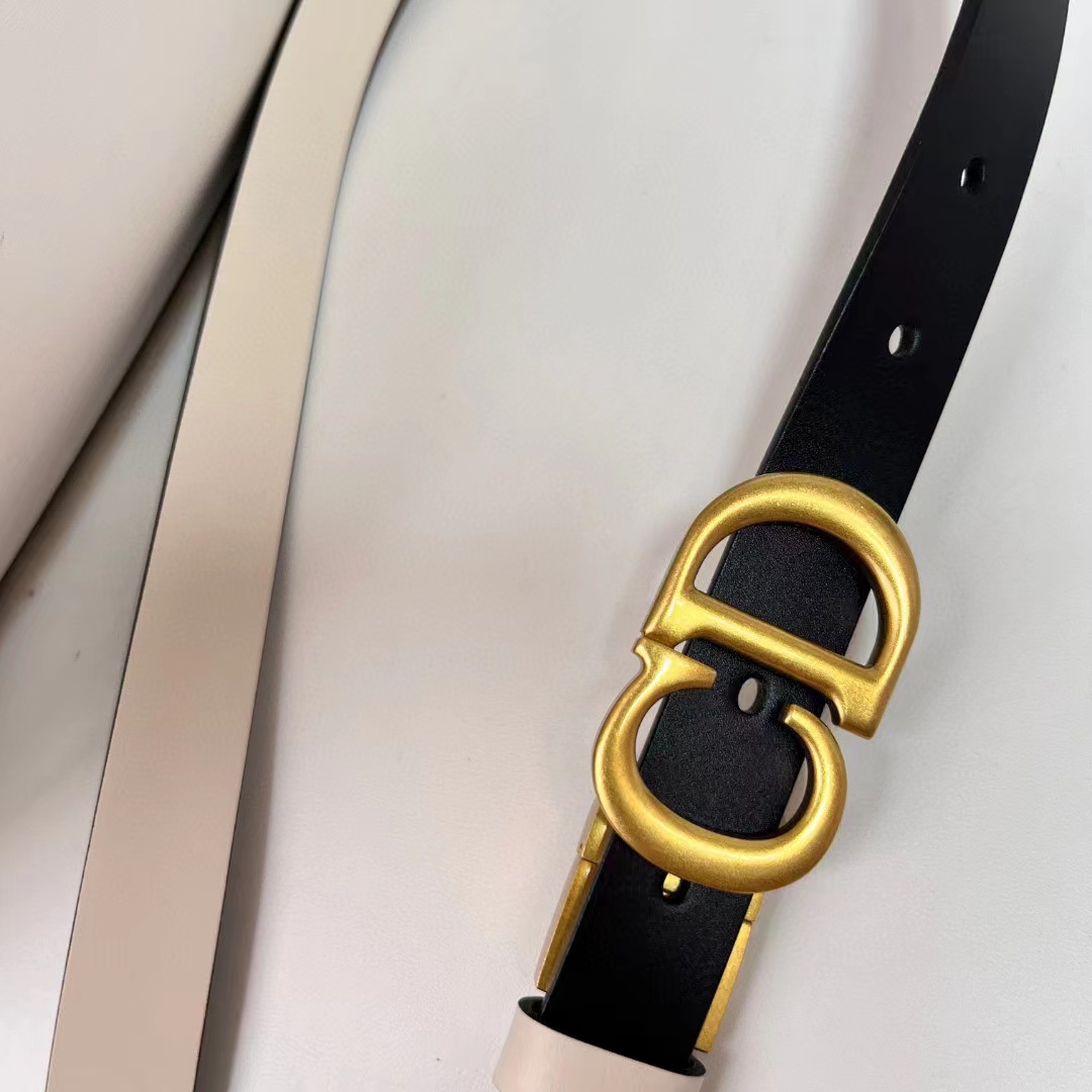 Dior CD Unisex 30 Montaigne Reversible Belt Black Latte Smooth Calfskin 20 MM Width (11)