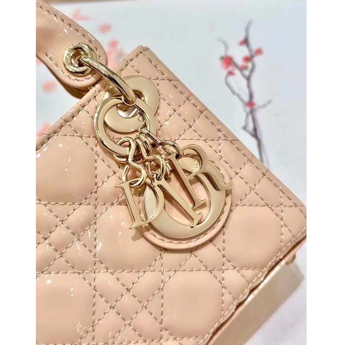 Dior Women CD Mini Lady Dior Bag Aesthetic Beige Patent Cannage Lambskin (3)