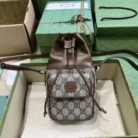 Gucci Unisex GG Mini Bucket Bag Interlocking G Beige Ebony GG Supreme Canvas (1)