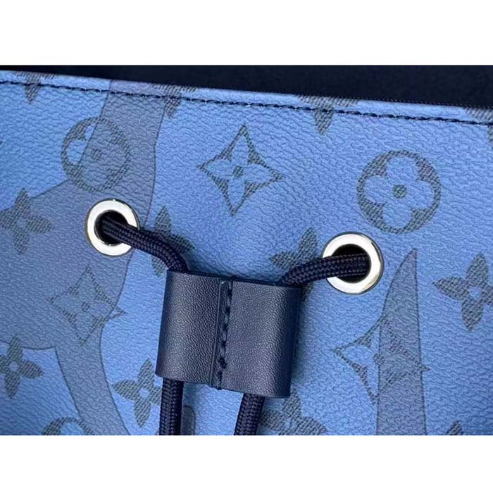Louis Vuitton LV Unisex Christopher MM Backpack Abyss Blue Monogram Aquagarden Coated Canvas (2)