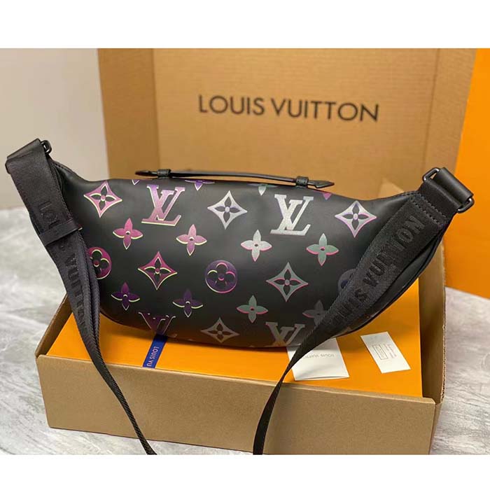 Louis Vuitton LV Unisex Comet Bumbag Black Borealis Calf Leather Cowhide Double Zip (7)