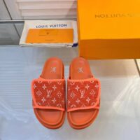 Louis Vuitton LV Unisex Miami Mule Red Mini Monogram Textile Anatomic Insole (4)