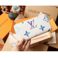 Louis Vuitton LV Unisex Zippy Wallet Blue Monogram Coated Canvas Zip Closure (11)