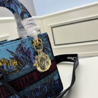 Dior Women CD Medium Lady D-Lite Bag Celestial Blue Multicolor Toile De Jouy Voyage Embroidery (1)