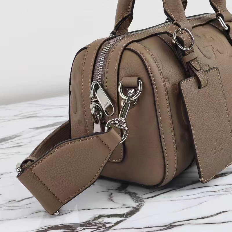 Gucci Unisex Jumbo GG Mini Duffle Bag Taupe Leather Double G Zip Closure (10)