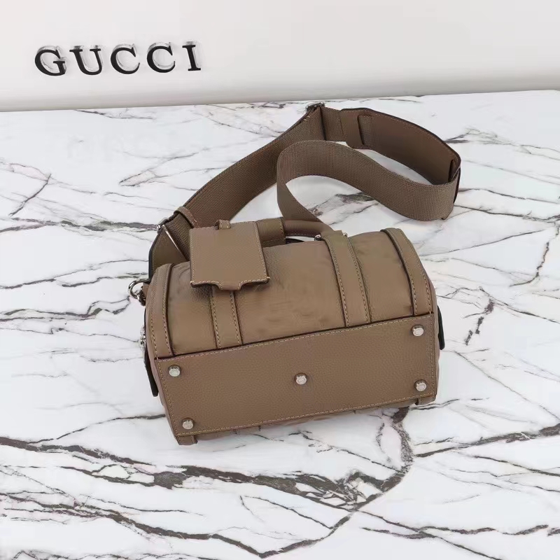 Gucci Unisex Jumbo GG Mini Duffle Bag Taupe Leather Double G Zip Closure (7)