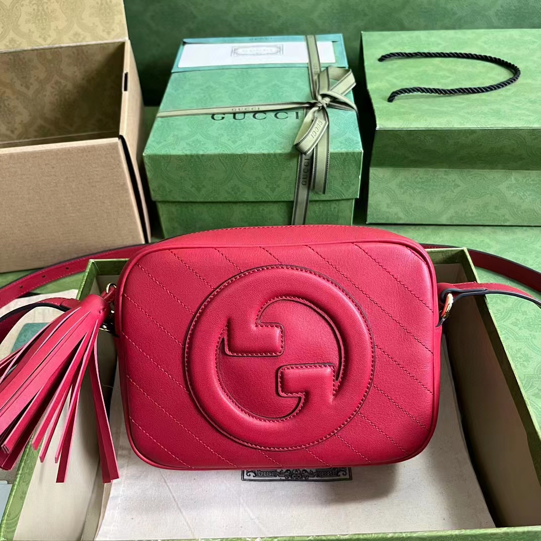 Gucci Women GG Blondie Small Shoulder Bag Red Leather Round Interlocking G (10)