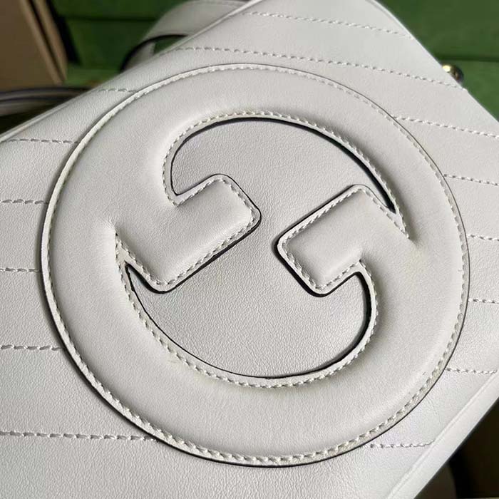 Gucci Women GG Blondie Small Shoulder Bag White Leather Round Interlocking G (4)