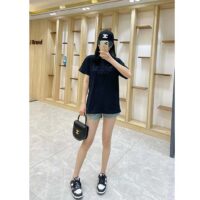 Gucci Women GG Cotton Jersey T-Shirt Black Heavy Cities Embroidery Crewneck Short Sleeves Oversize Fit (12)