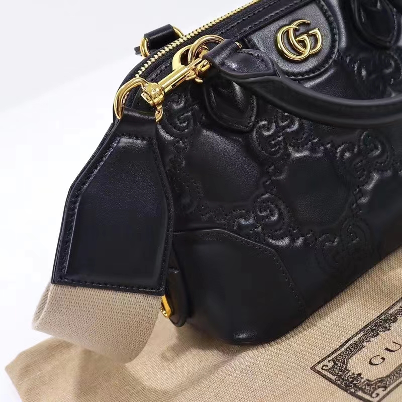 Gucci Women GG Matelassé Handbag Black GG Leather Double G Zip Closure (10)