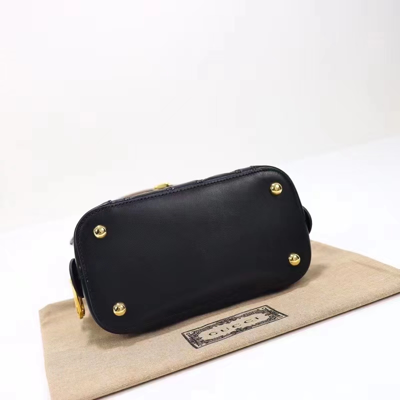 Gucci Women GG Matelassé Handbag Black GG Leather Double G Zip Closure (12)