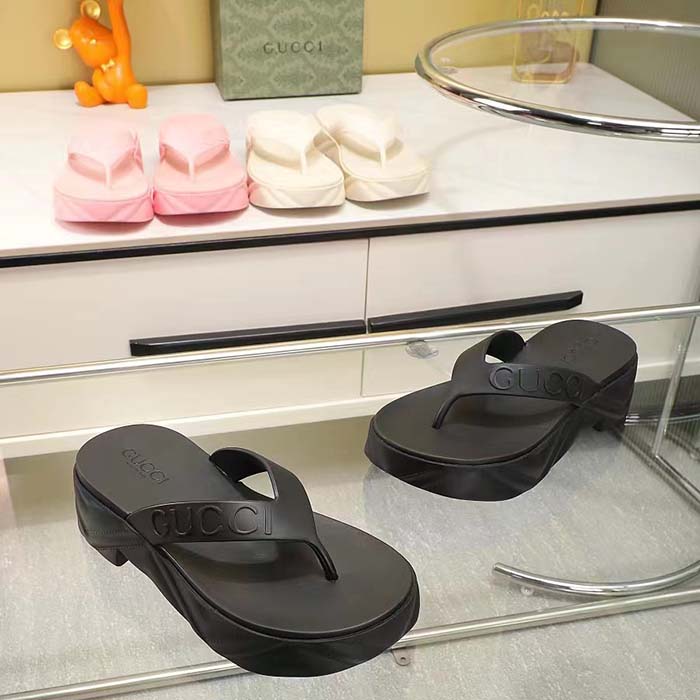 Gucci Women GG Thong Platform Slide Sandal Black Rubber Mid 5 CM Heel (9)