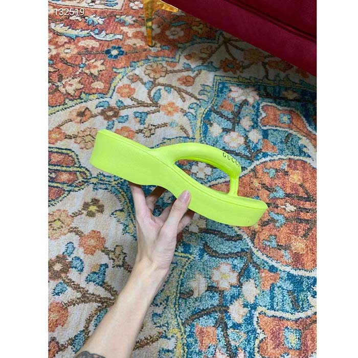 Gucci Women GG Thong Platform Slide Sandal Light Green Rubber Mid 5 CM Heel (10)