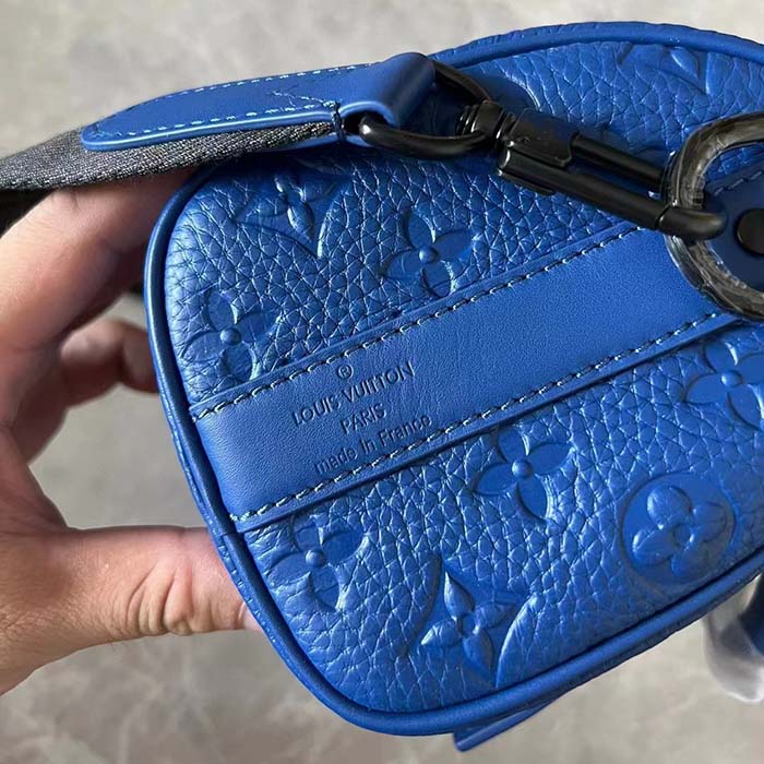 Louis Vuitton LV Unisex Keepall Bandoulière 25 Racing Blue Embossed Taurillon Monogram Cowhide Leather (5)