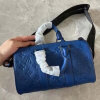 Louis Vuitton LV Unisex Keepall Bandoulière 25 Racing Blue Embossed Taurillon Monogram Cowhide Leather (8)