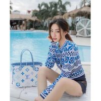 Louis Vuitton LV Women Monogram Flower Tile Jacquard Cropped Pullover Blue White Regular Fit