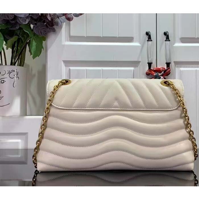 Louis Vuitton LV Women New Wave Chain Bag GM Ivory Quilted Smooth Calf Leather (5)