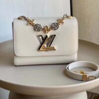 Louis Vuitton LV Women Twist MM Quartz Epi Grained Leather Cowhide Lock (4)