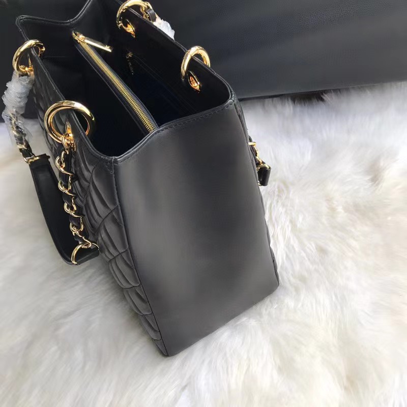 Chanel Women CC Shopping Bag Black Calfskin Leather Gold-Tone Metal (8)