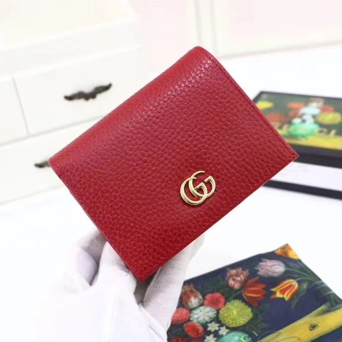 Gucci Unisex GG Leather Card Case Wallet Red Double G Snap Closure (10)