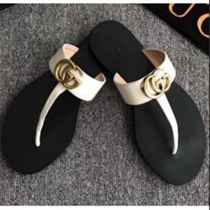 Gucci Unisex GG Leather Thong Sandal Double G White Leather Interlocking G Flat (2)
