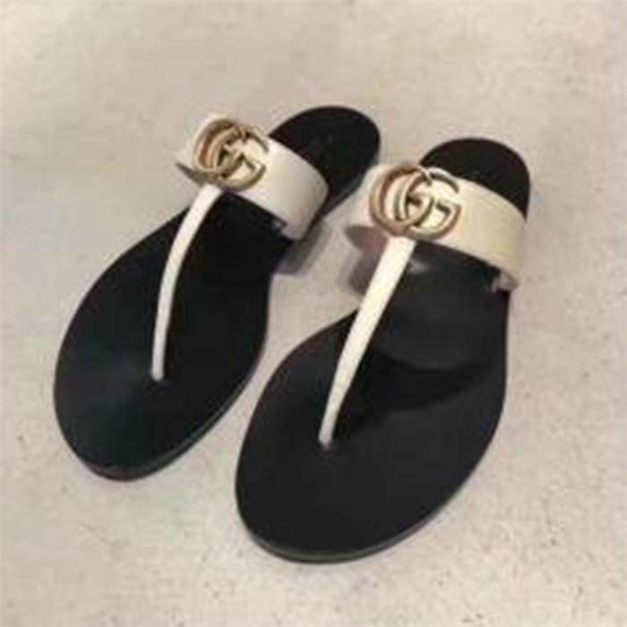 Gucci Unisex GG Leather Thong Sandal Double G White Leather Interlocking G Flat (3)