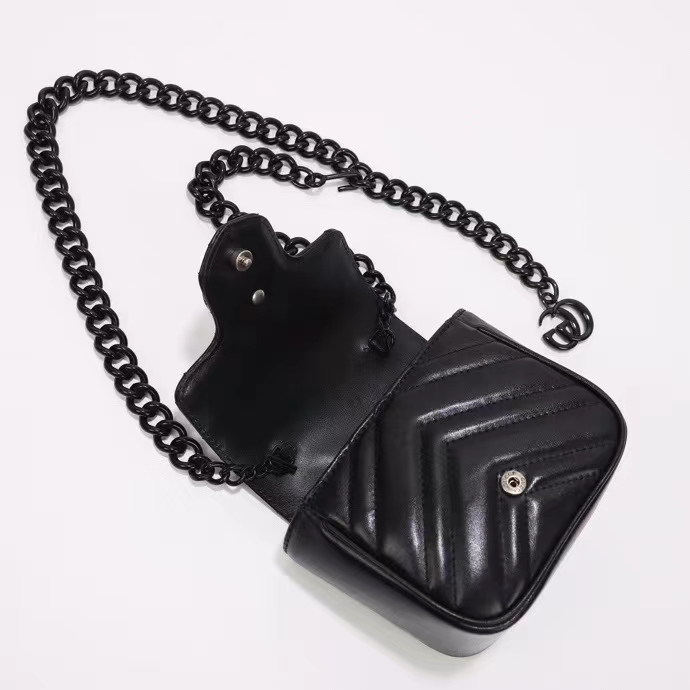 Gucci Women GG Marmont Matelassé Shoulder Bag Black Chevron Leather Double G (1)