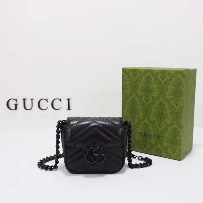 Gucci Women GG Marmont Matelassé Shoulder Bag Black Chevron Leather Double G (12)