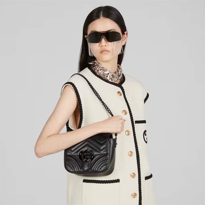 Gucci Women GG Marmont Matelassé Shoulder Bag Black Chevron Leather Double G (3)